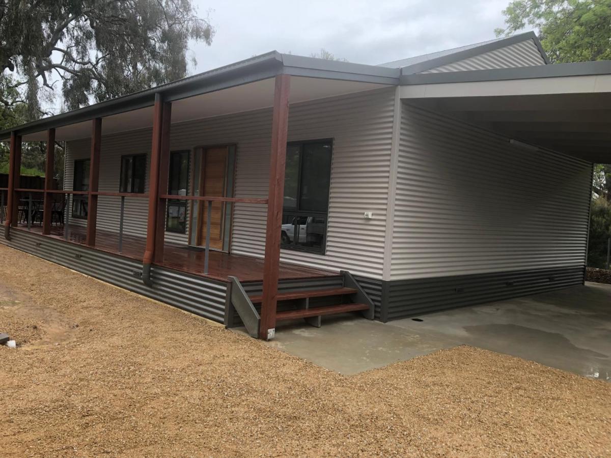 High Country Holiday Park Hotel Mansfield Exterior photo