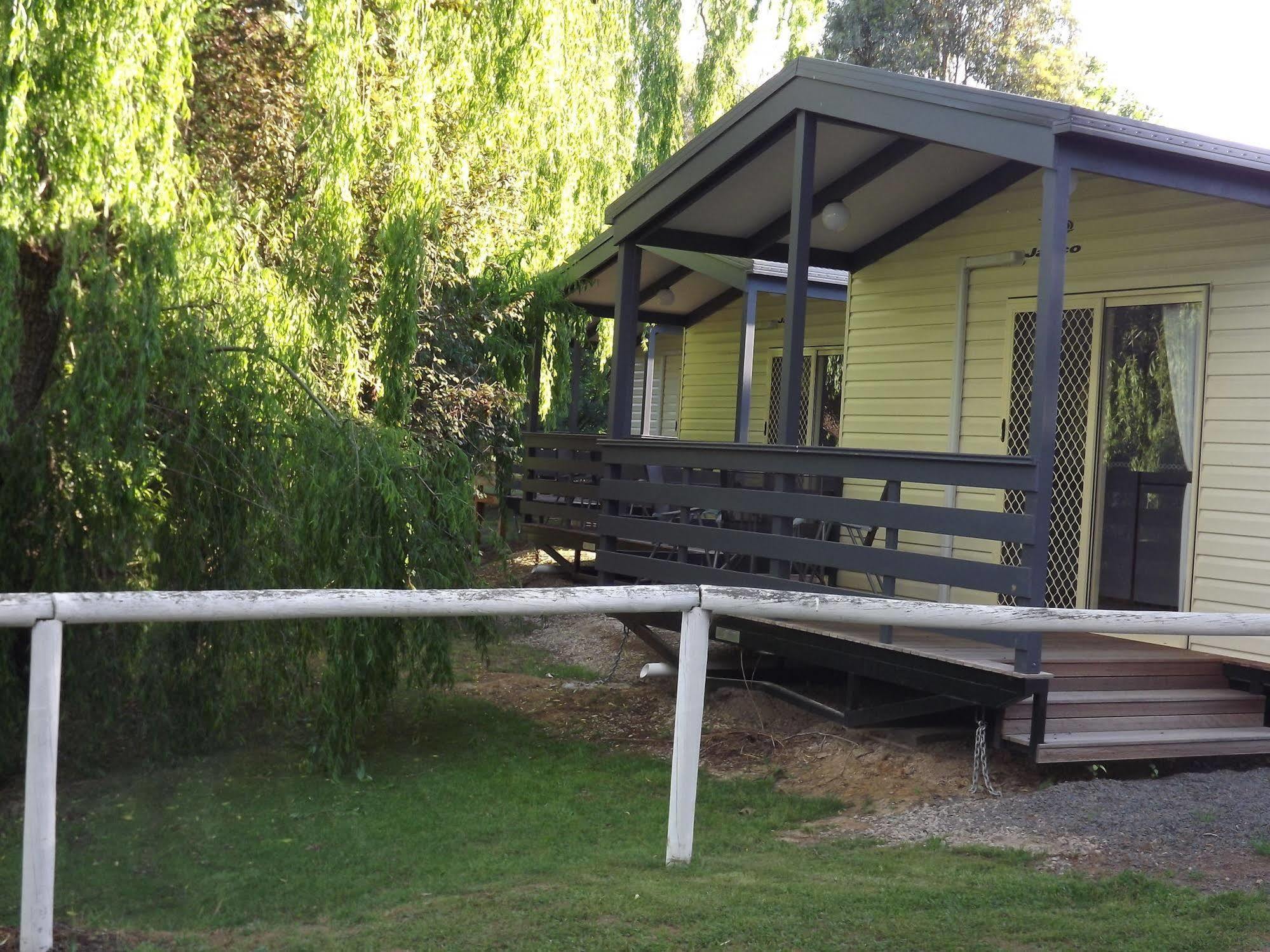 High Country Holiday Park Hotel Mansfield Exterior photo